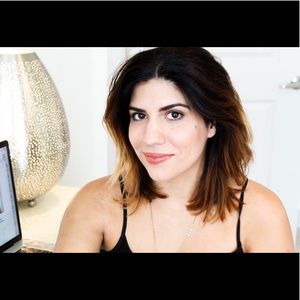 Meet your Posher, Cristina